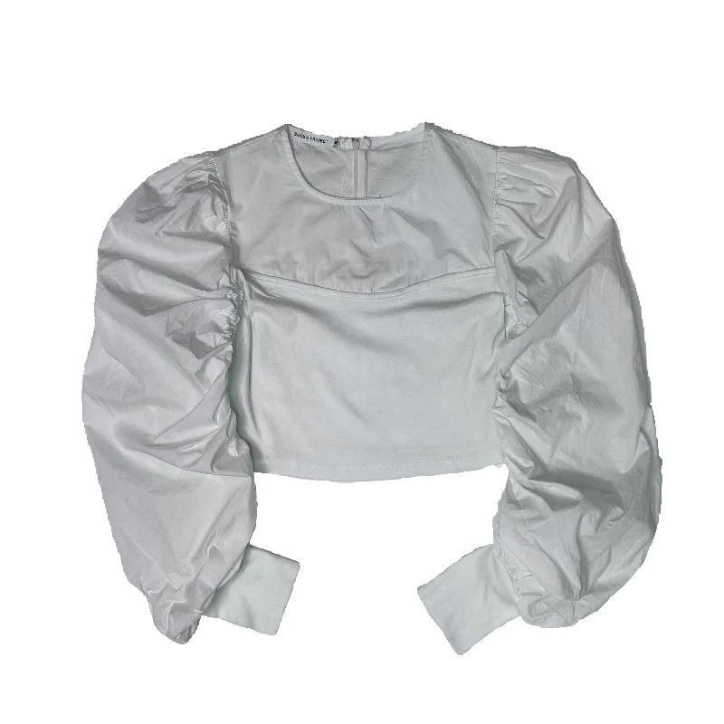 Bisou's Project Ruffle Sleeve Crop Top